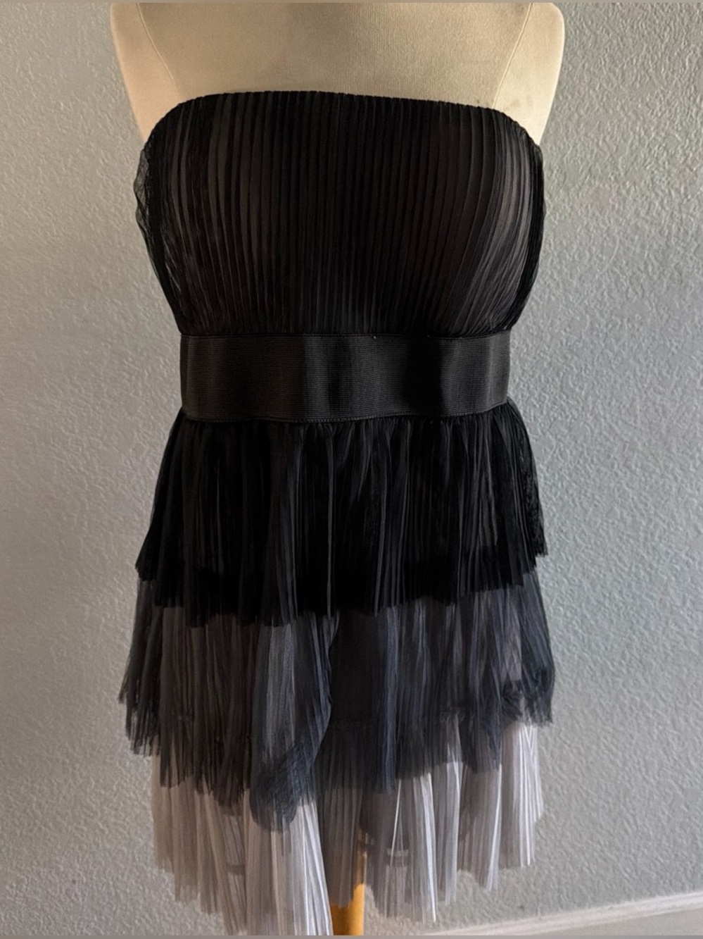 Arden B y2k Strapless Tiered Tulle Dress in Black